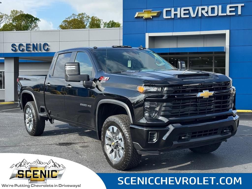 2026 Chevrolet Silverado HD Custom's photo