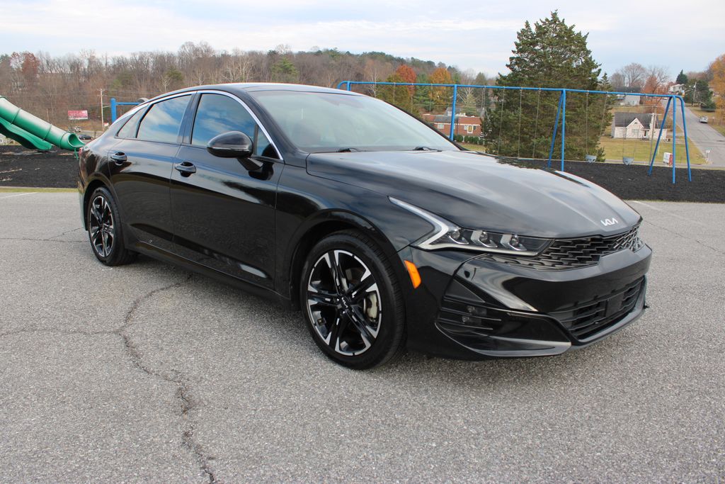 2023 Kia K5 GT-Line photo 2