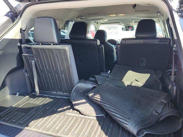 2024 Toyota Highlander XLE photo 28
