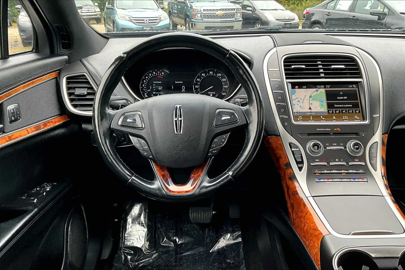 2018 Lincoln MKX Reserve photo 4