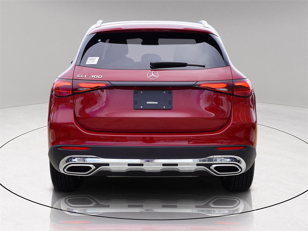 2026 Mercedes Benz GLC 300 photo 3