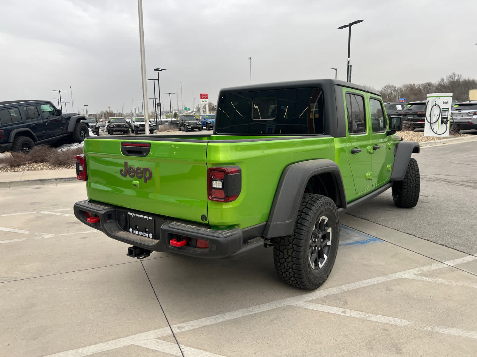 2025 Jeep Gladiator Rubicon photo 8