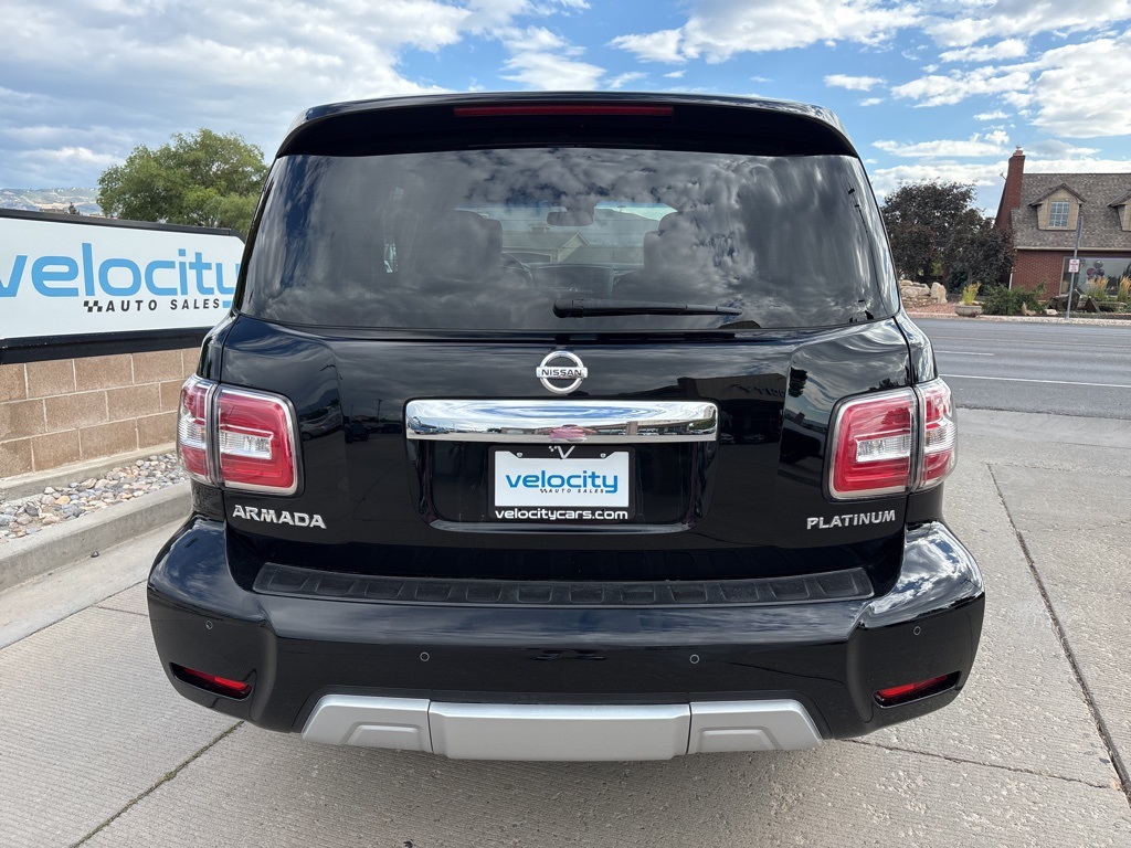 2017 Nissan Armada Platinum photo 3