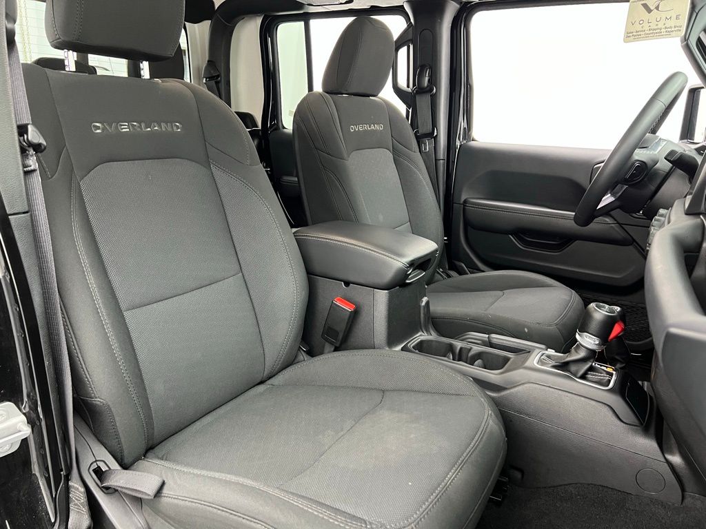 2023 Jeep Gladiator Overland photo 25