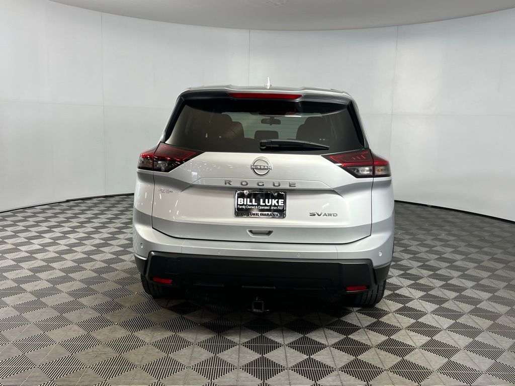 2024 Nissan Rogue SV photo 4