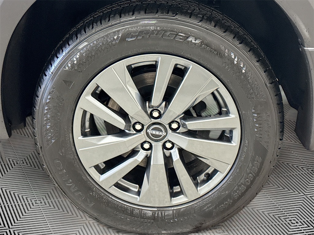 2025 Nissan Pathfinder SV photo 21