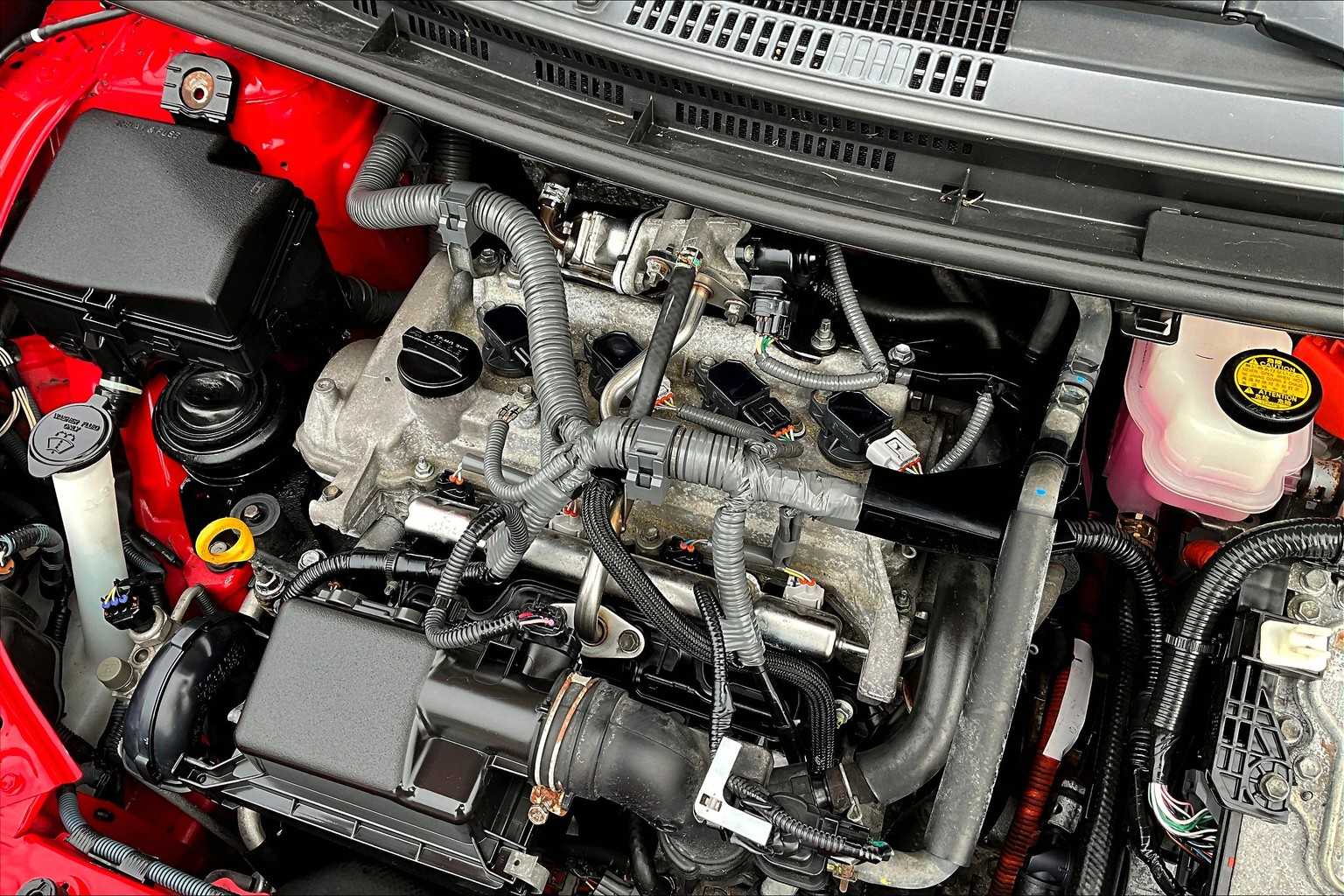 2013 Toyota Prius C Two photo 31