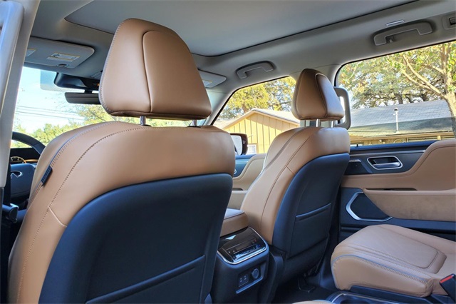 2025 Infiniti QX80 Luxe photo 20