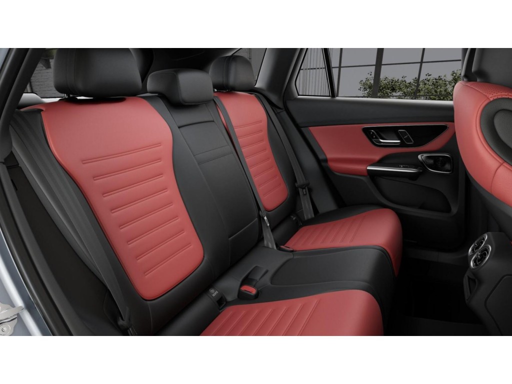 2026 Mercedes Benz GLC 300 photo 5