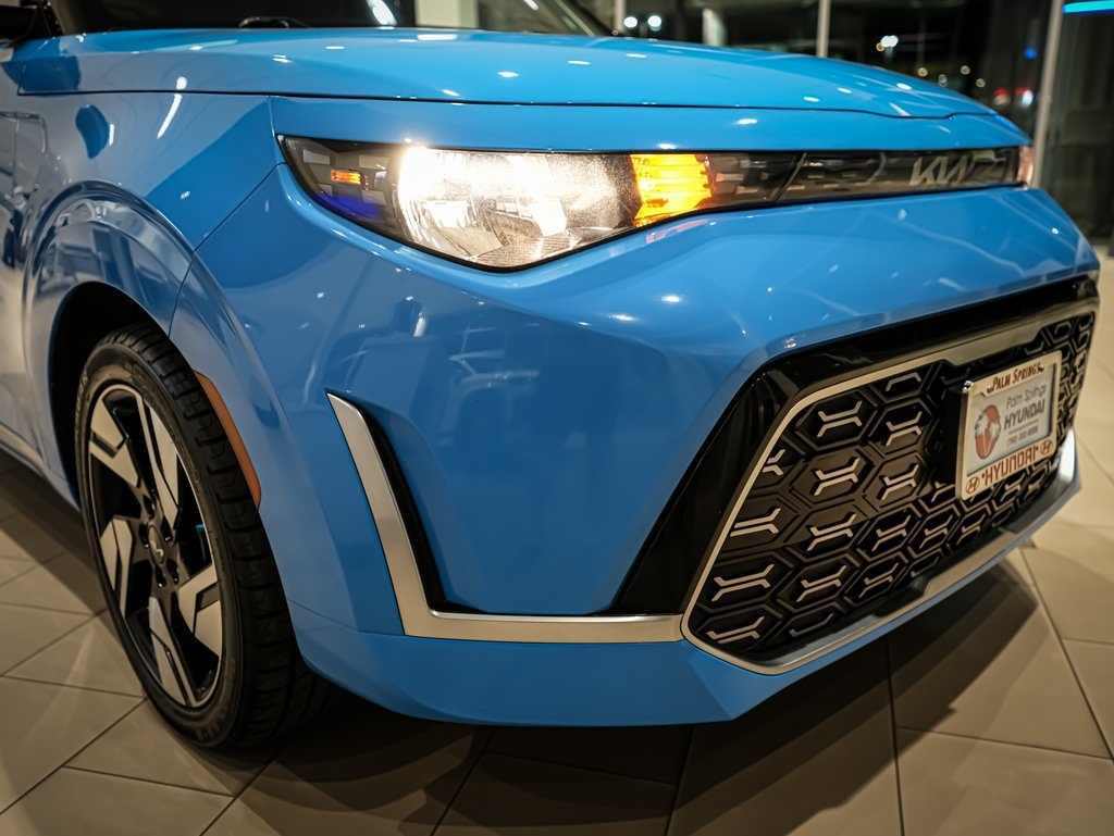 2023 Kia Soul GT-Line photo 4