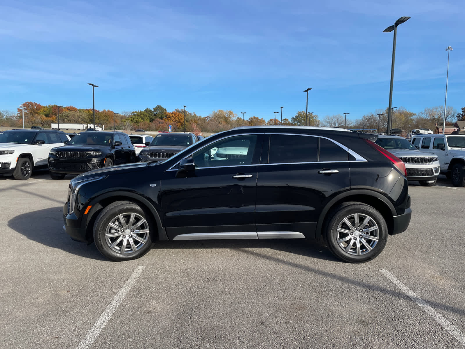 2021 Cadillac XT4 Premium Luxury photo 4