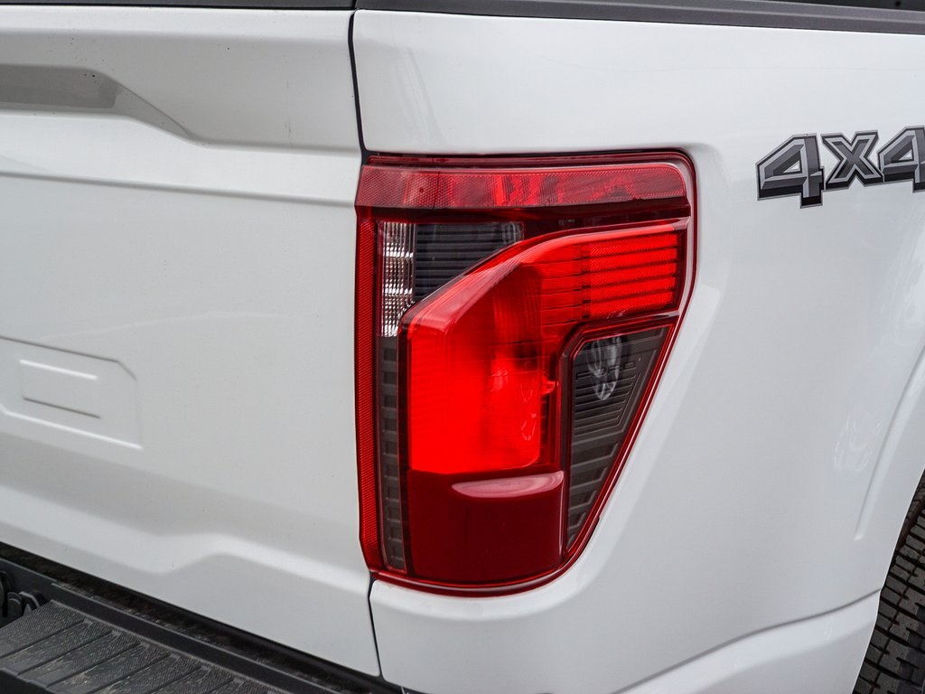 2025 Ford F-150 XLT photo 9