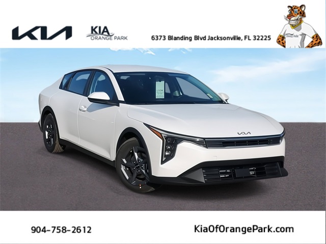 2025 Kia K4 LXS's photo