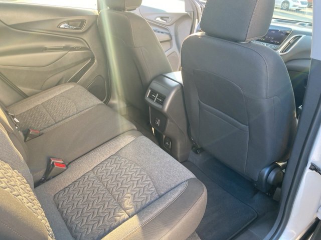 2024 Chevrolet Equinox LT photo 31