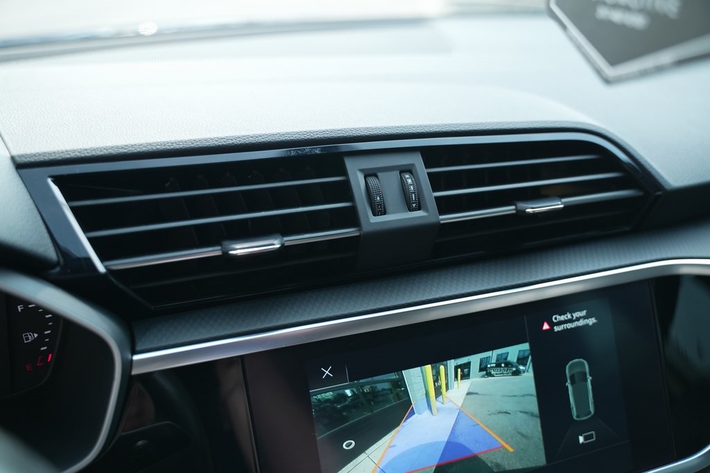 2021 Audi Q3 S line Premium photo 25