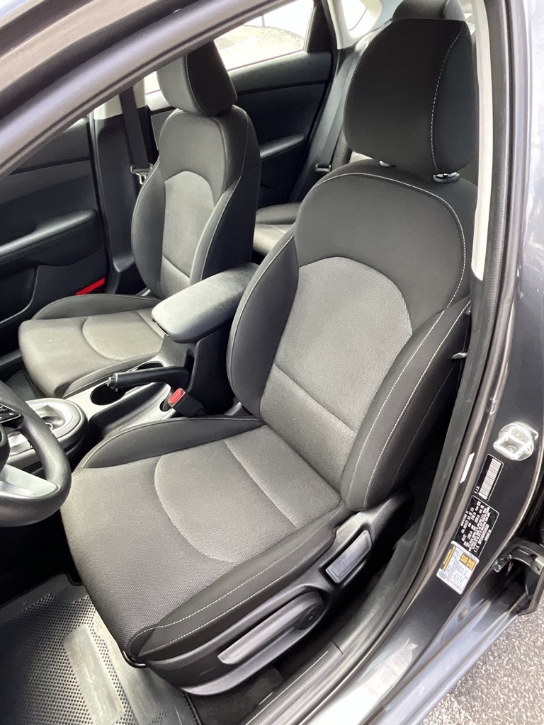 2023 Kia Forte LXS photo 10