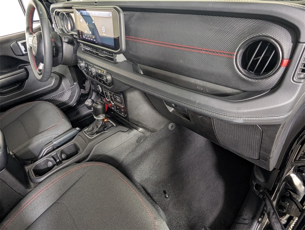 2024 Jeep Wrangler Rubicon photo 6