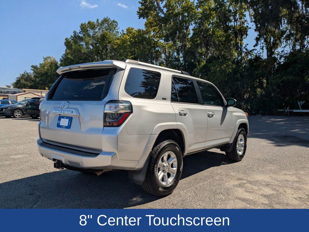 2020 Toyota 4Runner SR5 photo 3