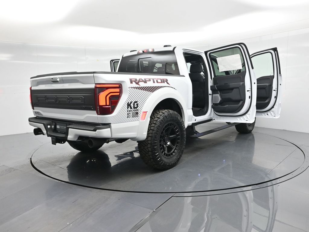 2025 Ford F-150 Raptor photo 4