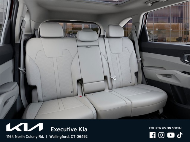 2025 Kia Sorento S photo 15