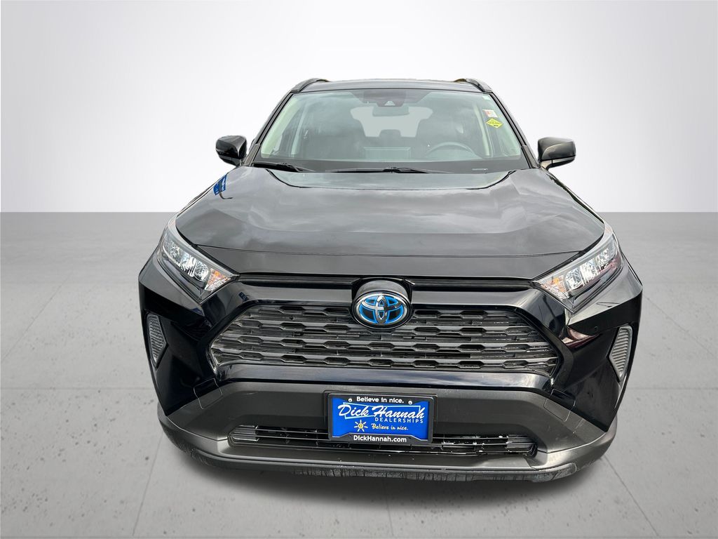 2020 Toyota RAV4 Hybrid LE photo 2