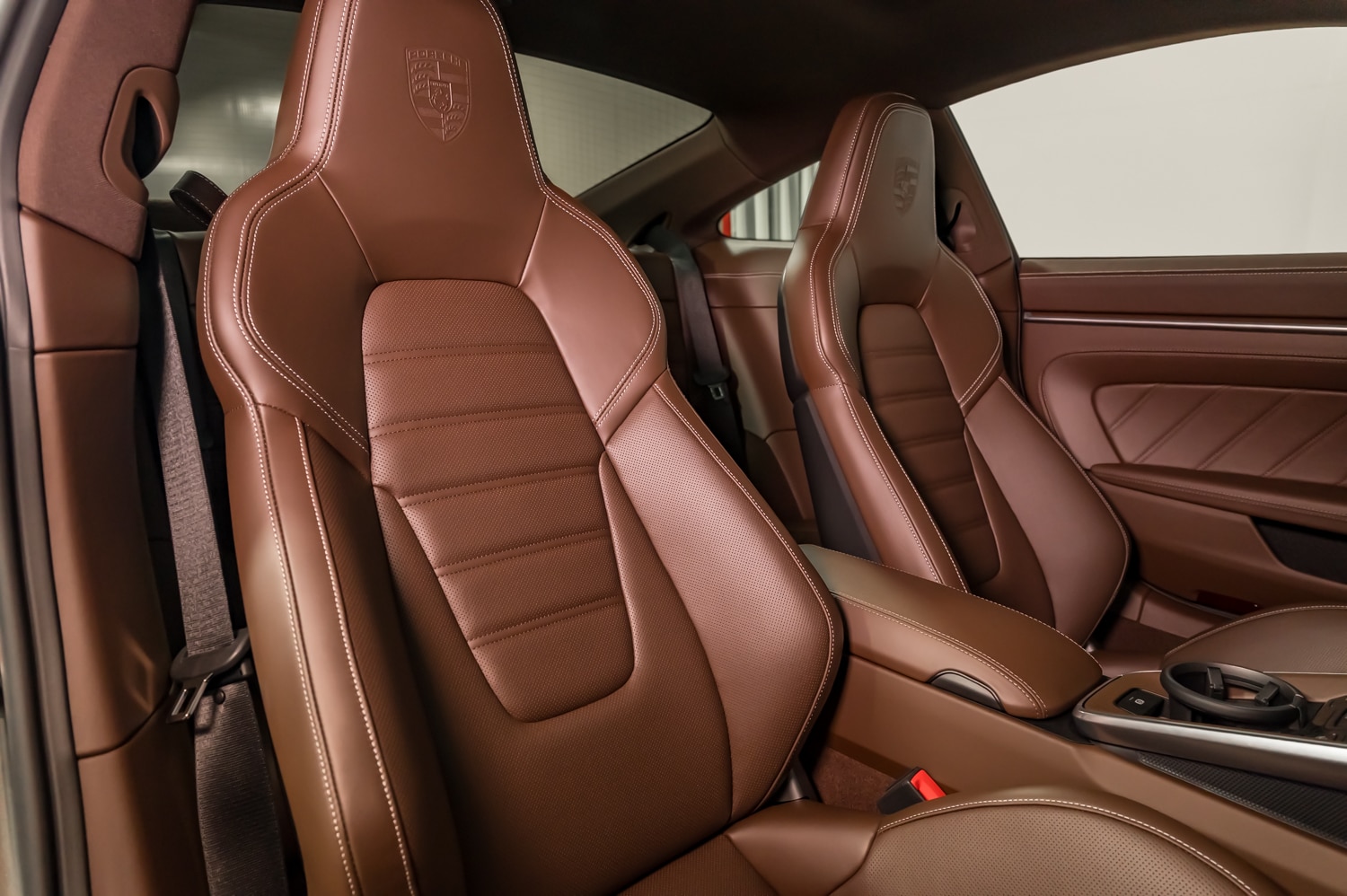 2024 Porsche 911 4 GTS photo 36