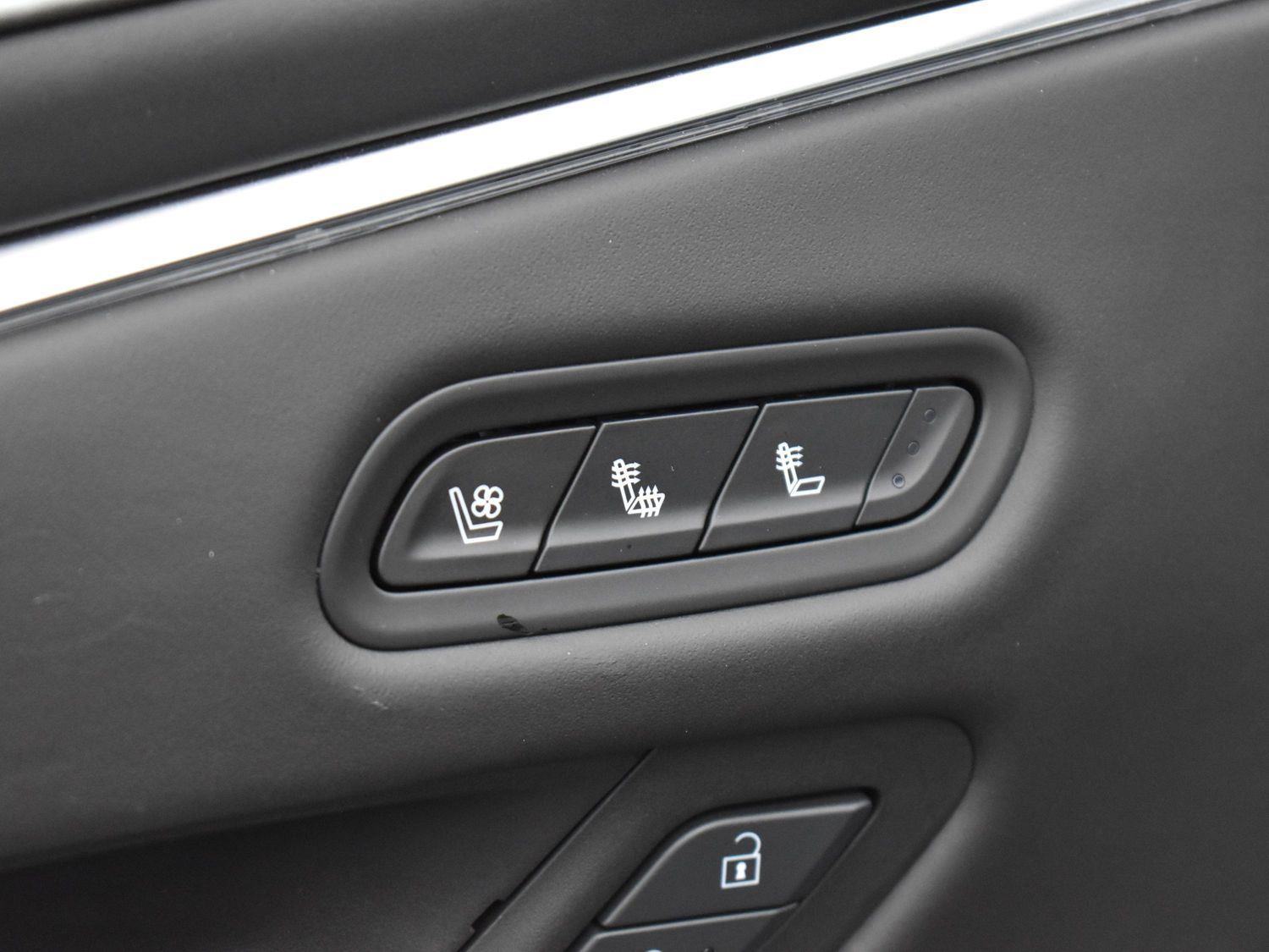 2023 Cadillac Escalade ESV V-Series photo 6