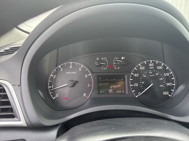 2017 Nissan Sentra S photo 8