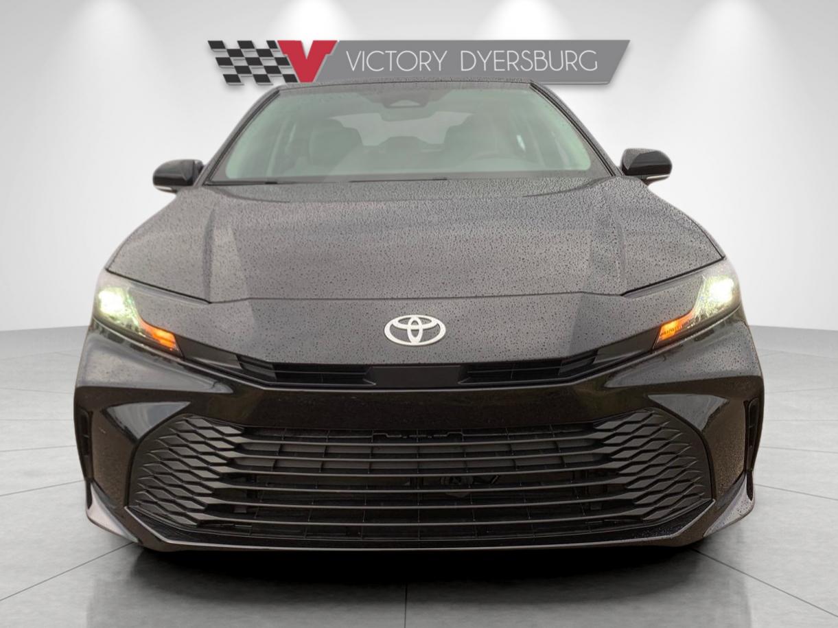 2026 Toyota Camry LE photo 2