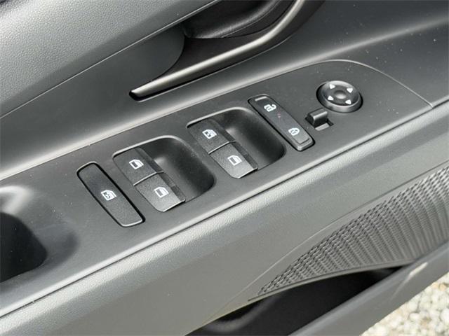 2025 Hyundai Elantra Hybrid SEL Sport photo 25