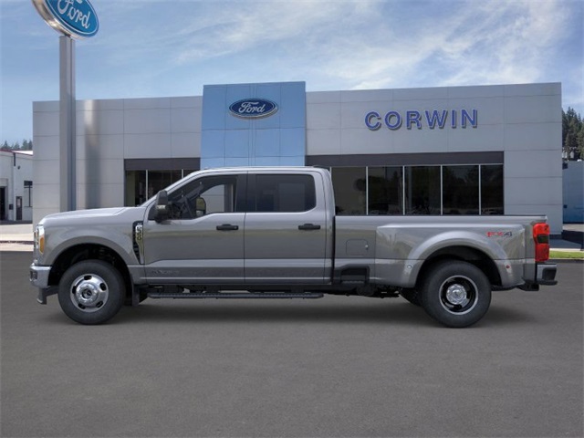 2026 Ford F-350 photo 3