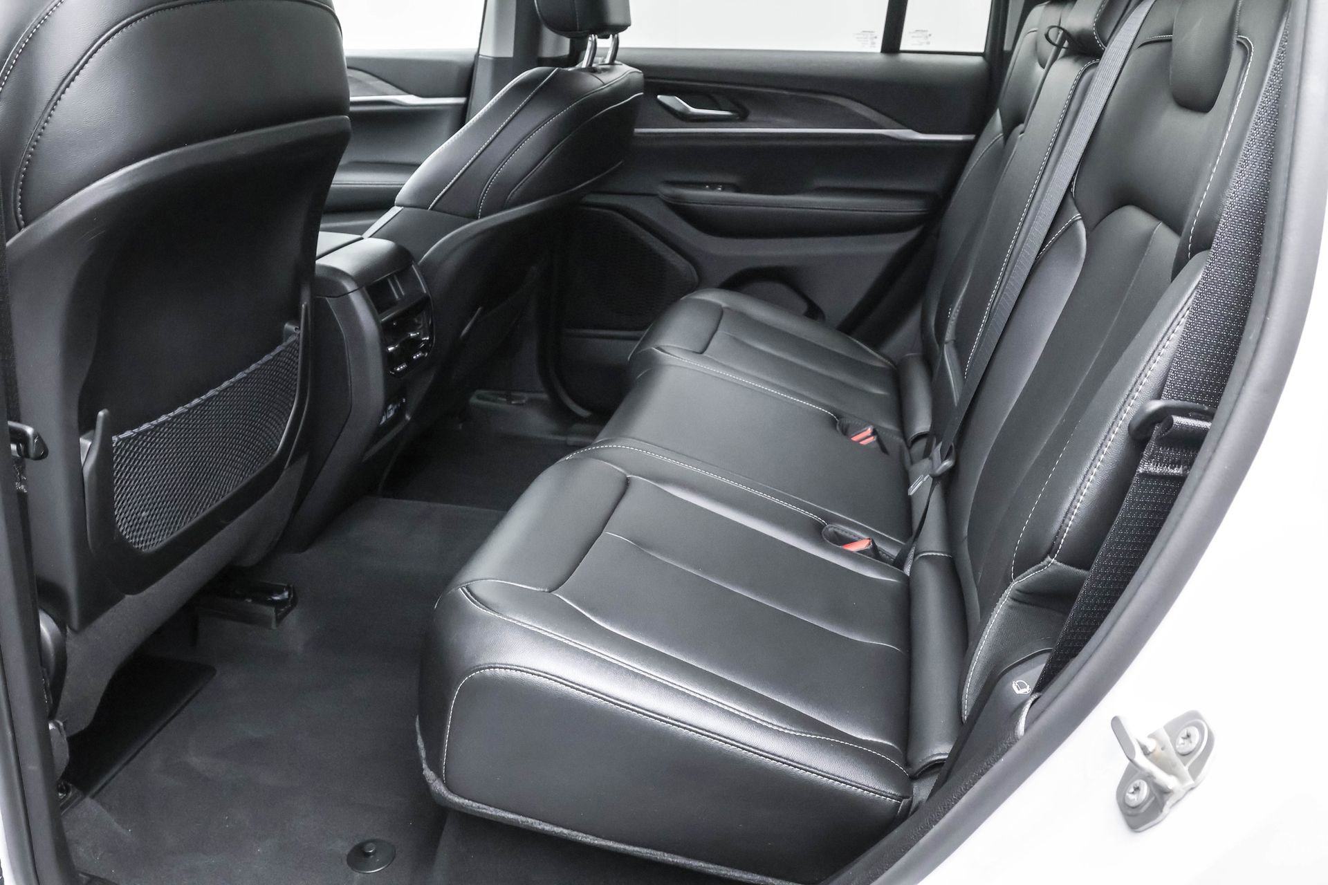 2024 Jeep Grand Cherokee Limited photo 20