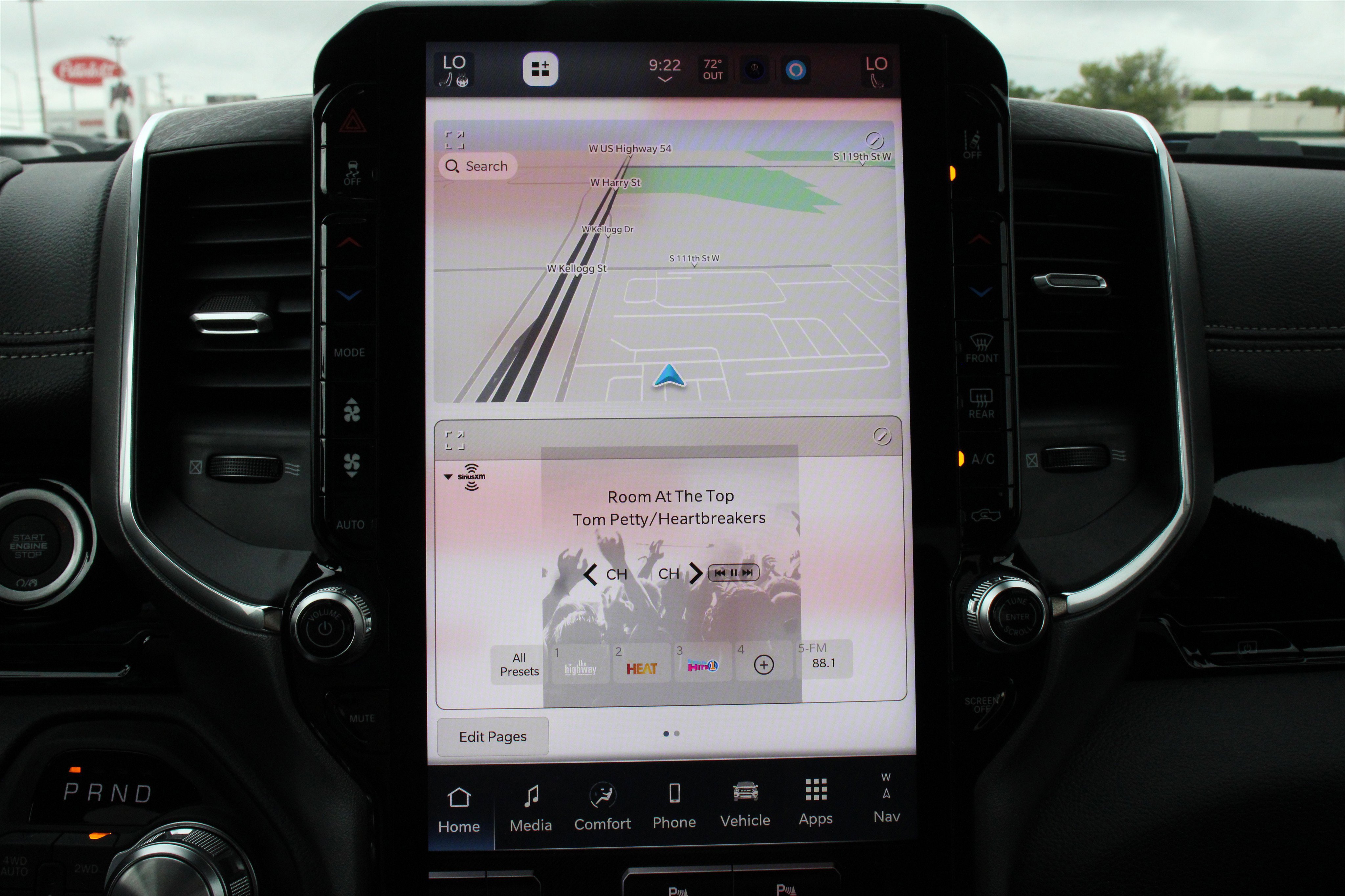 2026 Ram 1500 Laramie photo 3