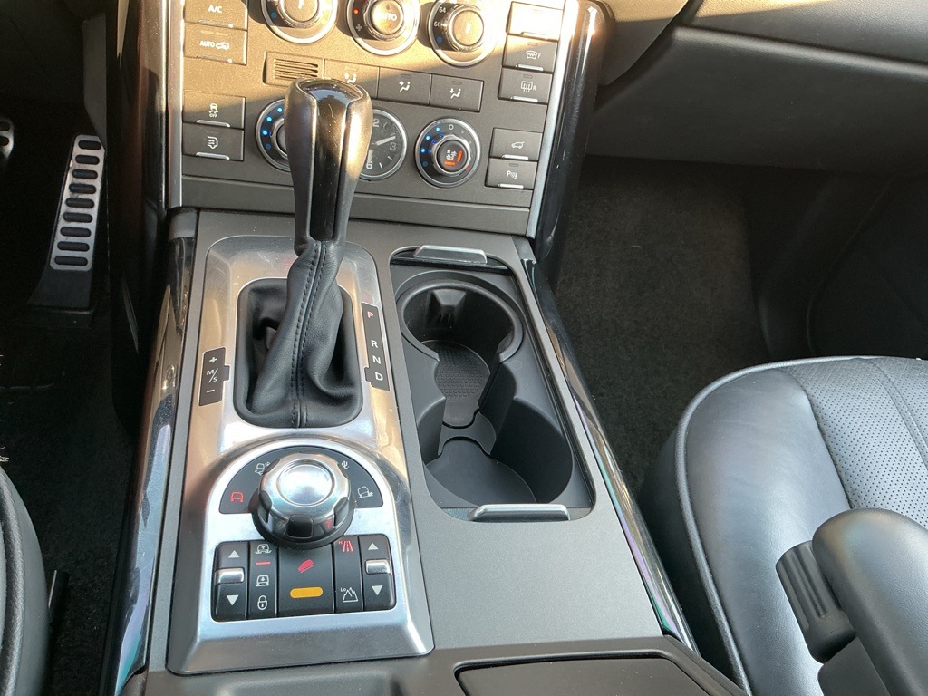 2012 Land Rover Range Rover HSE LUX photo 11