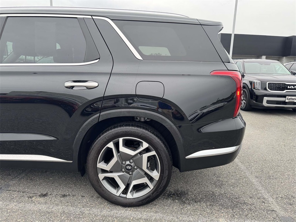 2024 Hyundai Palisade Limited photo 13