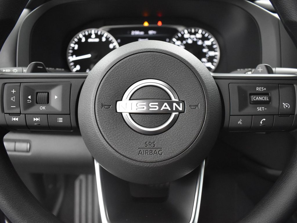 2025 Nissan Pathfinder S photo 31