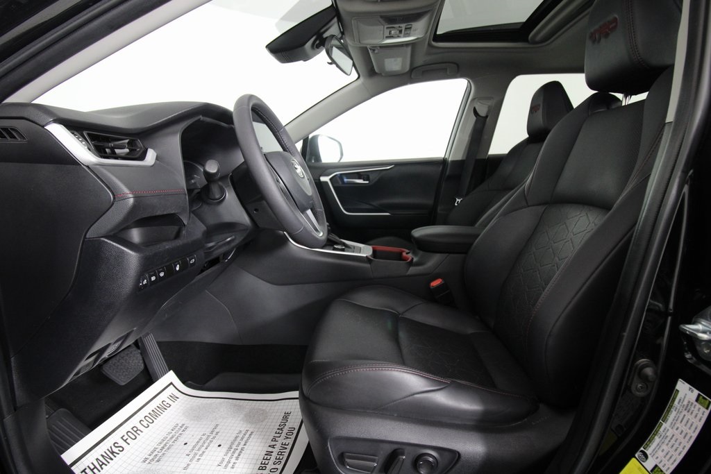 2023 Toyota RAV4 TRD photo 3