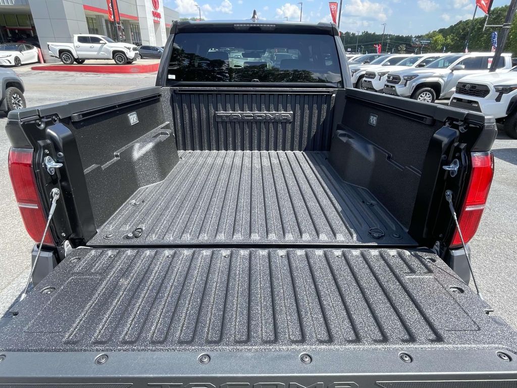 2025 Toyota Tacoma TRD Off-Road 4x4 Double Cab photo 8