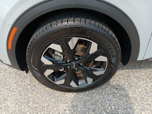 2023 Kia Sportage X-Line photo 4