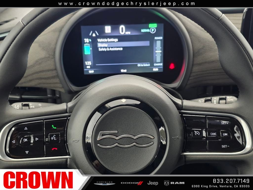 2025 Fiat 500e La Prima photo 17