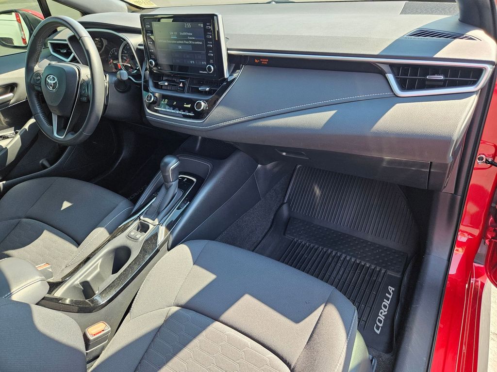 2021 Toyota Corolla SE Nightshade Edition photo 32