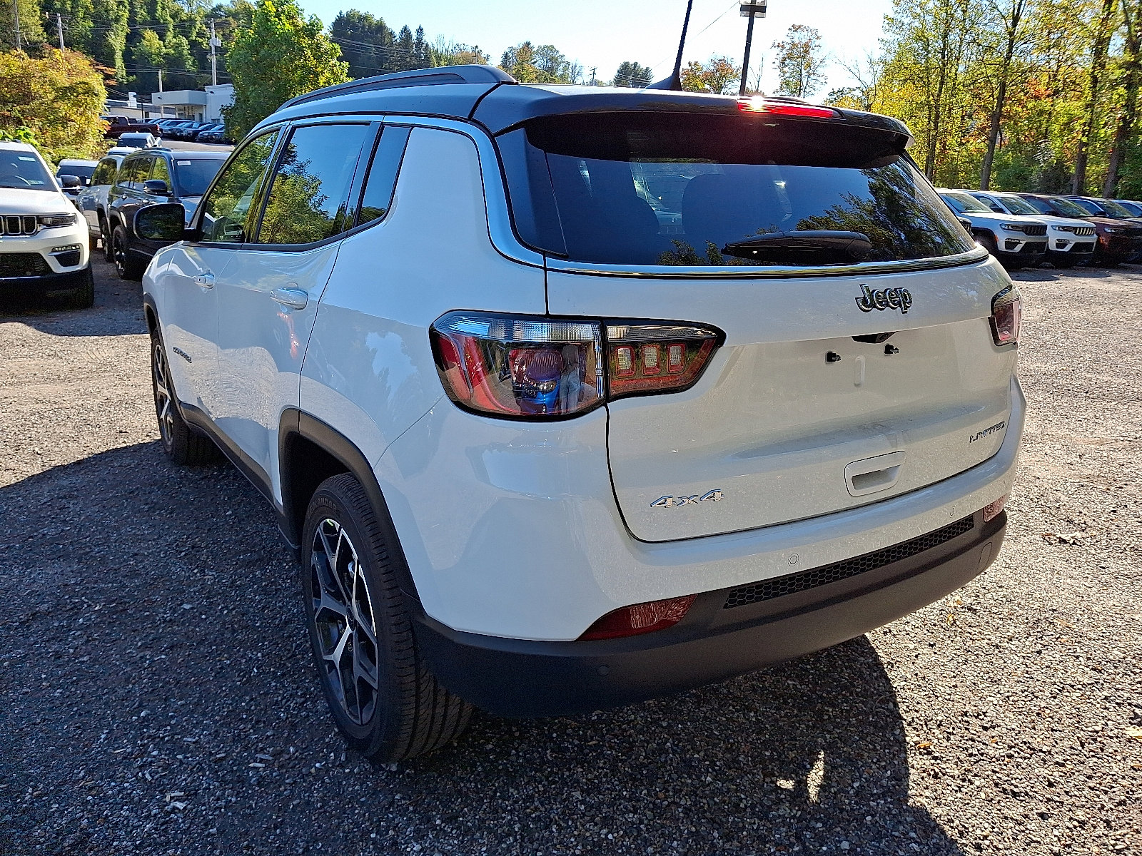 2026 Jeep Compass Limited photo 3