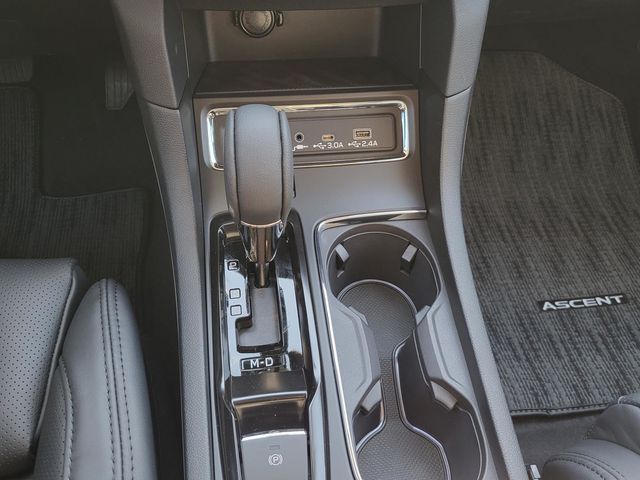 2025 Subaru Ascent Onyx Edition Touring photo 10