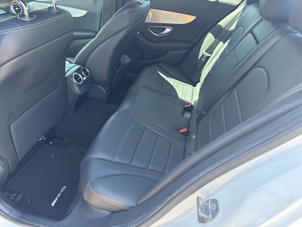 2019 Mercedes Benz C 300 photo 4