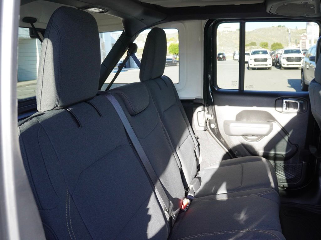 New 2026 Black Clear-Coat Exterior Paint Jeep Sport S image 23