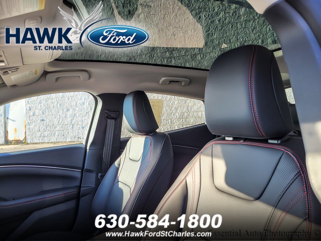 2025 FORD MUSTANG MACH-E - Image 8