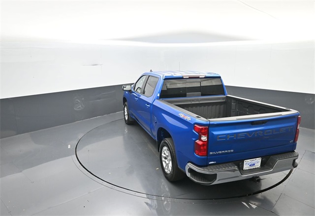 2023 Chevrolet Silverado 1500 LT photo 14