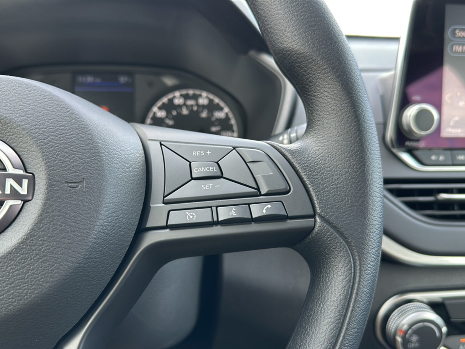 2025 Nissan Altima S photo 12
