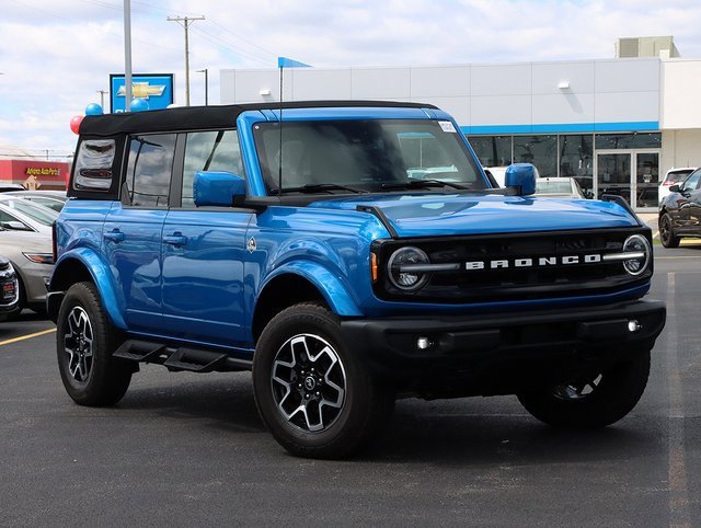2023 Ford Bronco 4-Door Outer Banks