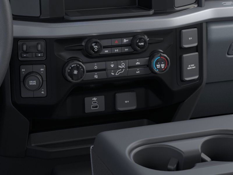 2026 Ford F-550 XLT photo 12